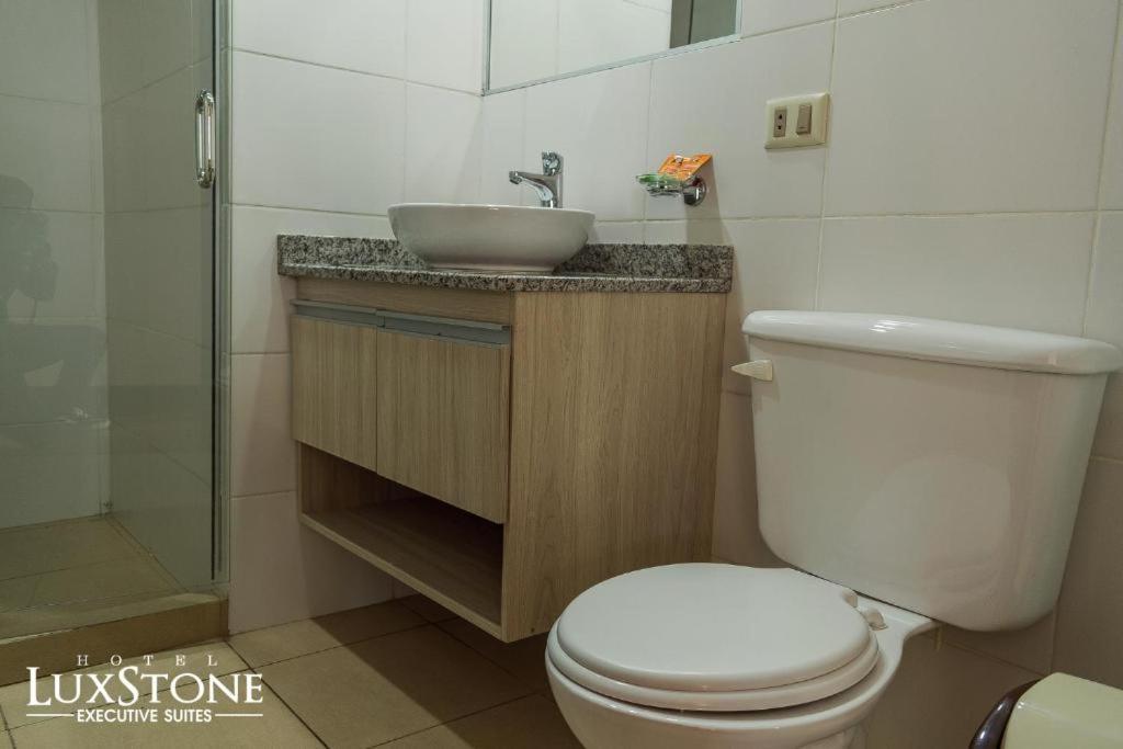 Luxstone Executive & Suites Ла Пас Екстериор снимка